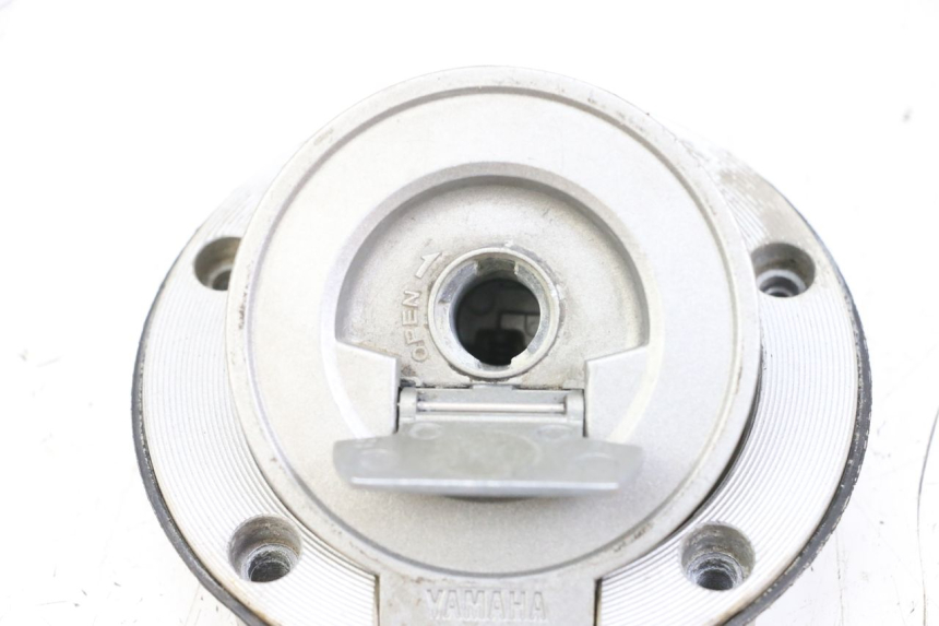 photo de BOUCHON RESERVOIR ESSENCE YAMAHA TDM ABS 900 (2002 - 2014)