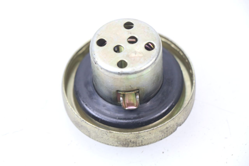 photo de BOUCHON RESERVOIR ESSENCE TNT MOTOR FASTINO 4T 50 (2013 - 2019)