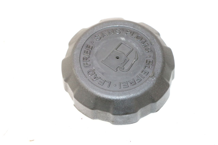 photo de BOUCHON RESERVOIR ESSENCE PEUGEOT TREKKER 50 (1995 - 2004) - Vue principale