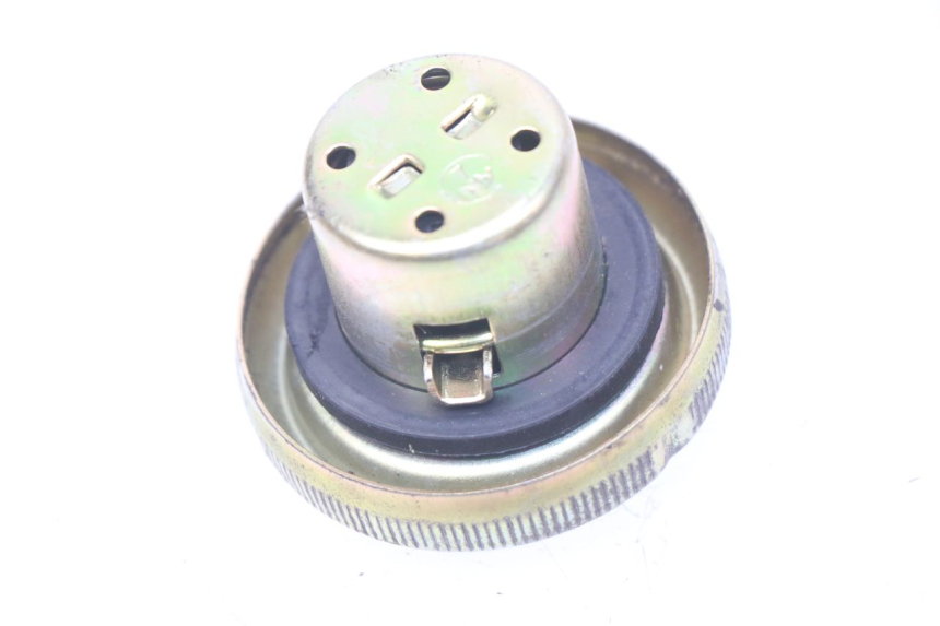 photo de BOUCHON RESERVOIR ESSENCE PEUGEOT TWEET 4T 50 (2018 - 2020)