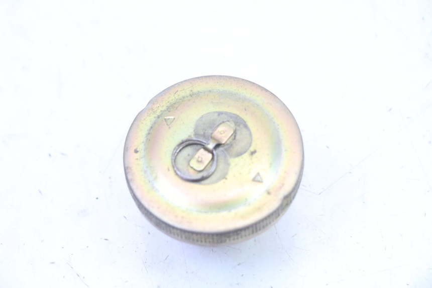 photo de BOUCHON RESERVOIR ESSENCE PEUGEOT TWEET 4T 50 (2014 - 2019)