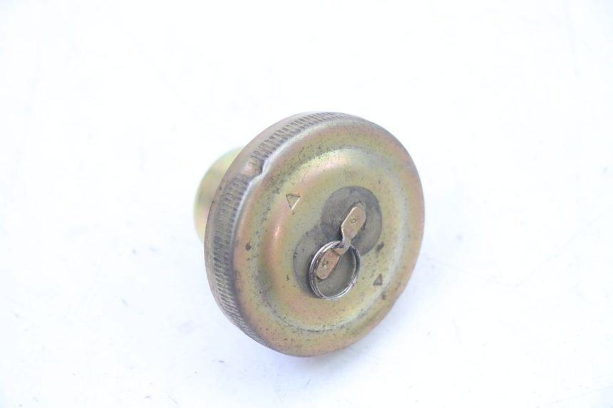photo de BOUCHON RESERVOIR ESSENCE PEUGEOT TWEET 4T 50 (2014 - 2019)