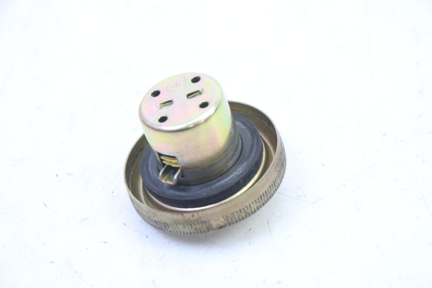 photo de BOUCHON RESERVOIR ESSENCE PEUGEOT TWEET 4T 50 (2014 - 2019)