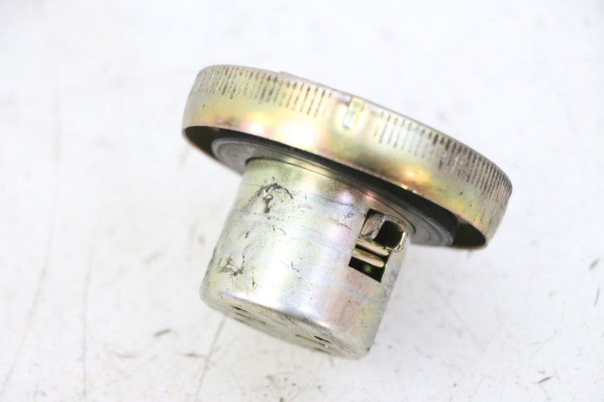 photo de BOUCHON RESERVOIR ESSENCE PEUGEOT TWEET 4T 50 (2018 - 2020)