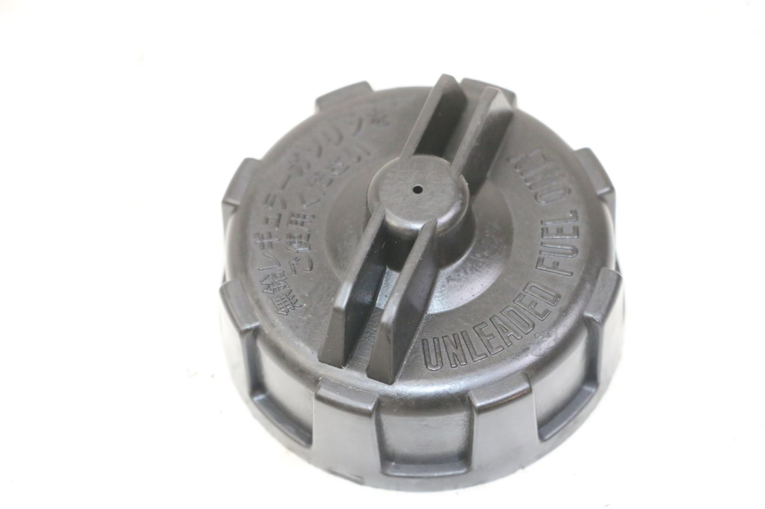 photo de BOUCHON RESERVOIR ESSENCE SUZUKI UH BURGMAN 125 (2002 - 2006)