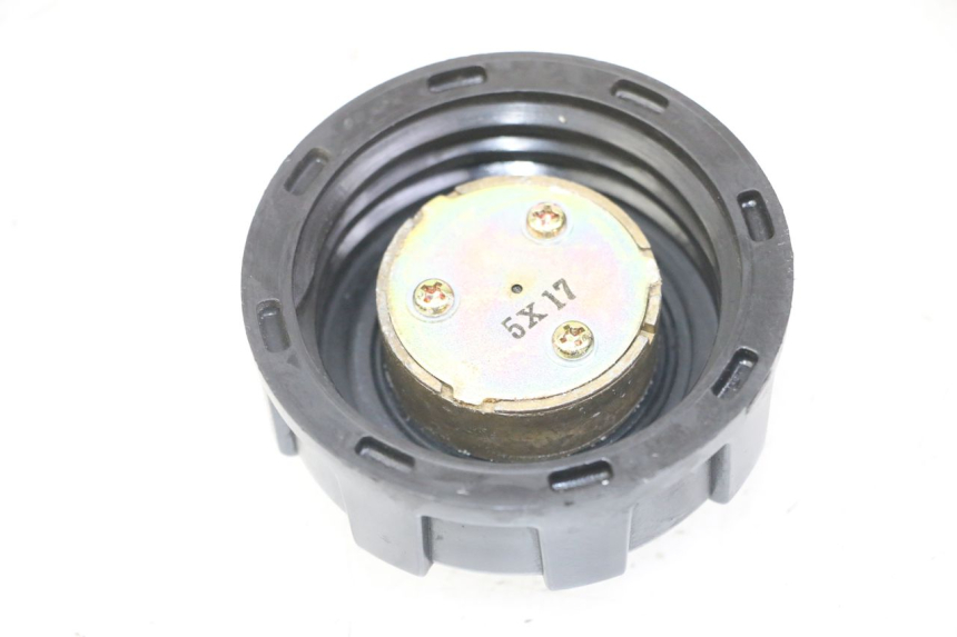 photo de BOUCHON RESERVOIR ESSENCE SUZUKI UH BURGMAN 125 (2002 - 2006)