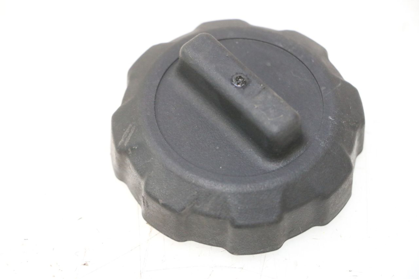 photo de BOUCHON RESERVOIR ESSENCE PEUGEOT VIVACITY NEW 2T 50 (2008 - 2017) - Vue principale