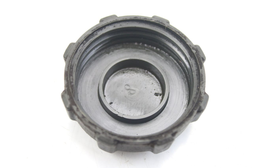 photo de BOUCHON RESERVOIR ESSENCE PIAGGIO X9 EVOLUTION 500 (2003 - 2005)