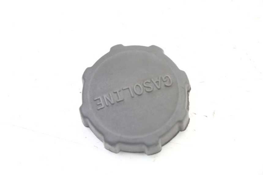 photo de BOUCHON RESERVOIR ESSENCE PIAGGIO XEVO - X EVO 125 (2007 - 2016)