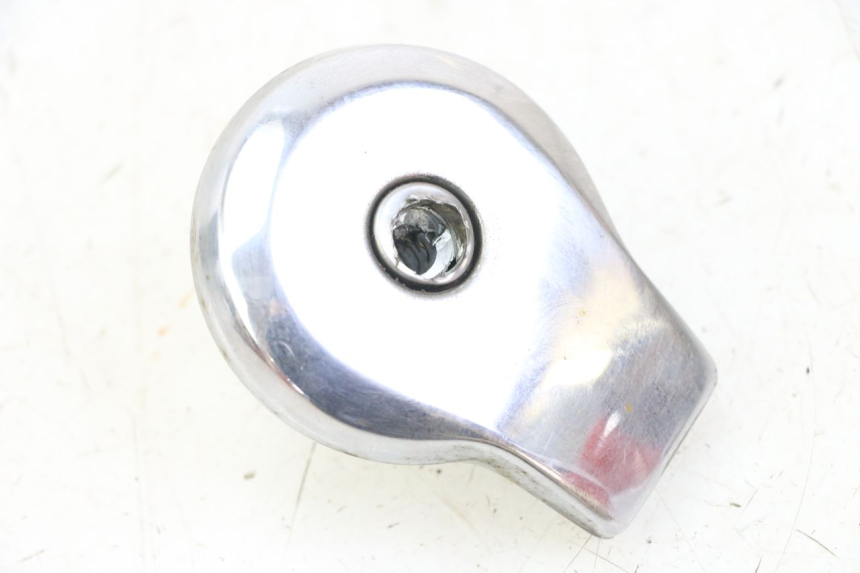 photo de BOUCHON RESERVOIR ESSENCE YAMAHA SR 125 (1982 - 2003)