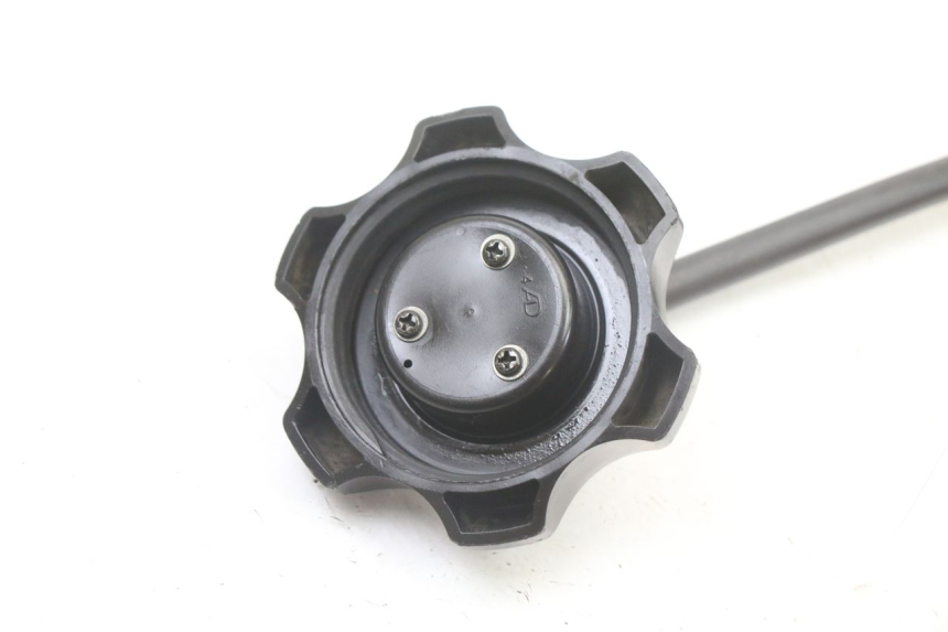 photo de BOUCHON RESERVOIR ESSENCE YAMAHA YZ 125 (2006 - 2016)