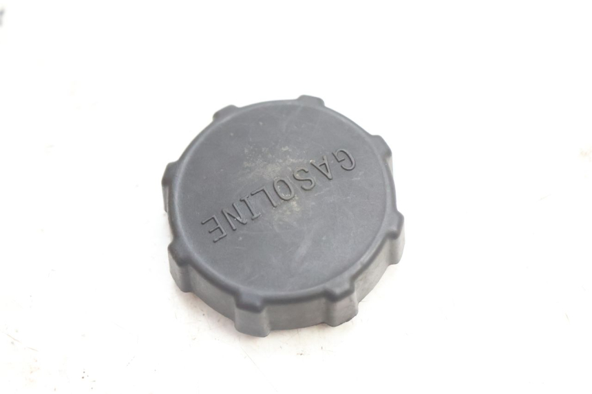 photo de BOUCHON RESERVOIR ESSENCE PIAGGIO ZIP 2T 50 (2009 - 2019) - Détail de la pièce