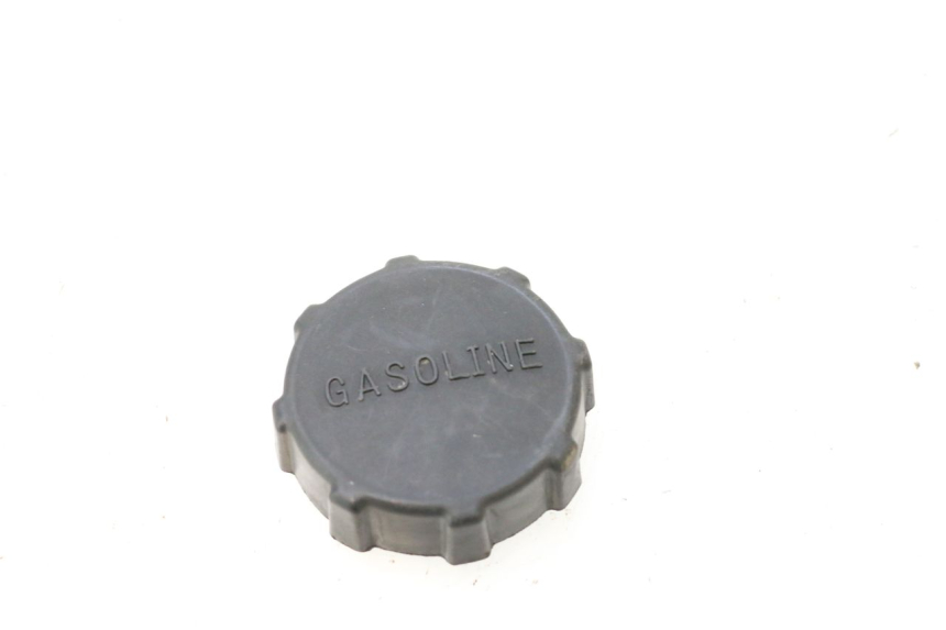 photo de BOUCHON RESERVOIR ESSENCE PIAGGIO ZIP 4T 50 (2018 - 2020) - Détail de la pièce