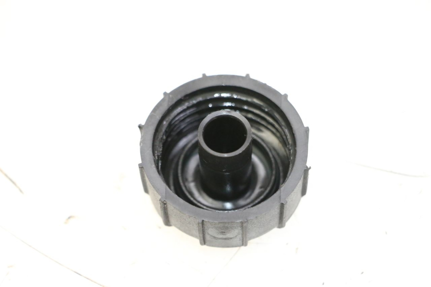 photo de BOUCHON RESERVOIR HUILE PEUGEOT CITYSTAR 50 (2013 - 2017)