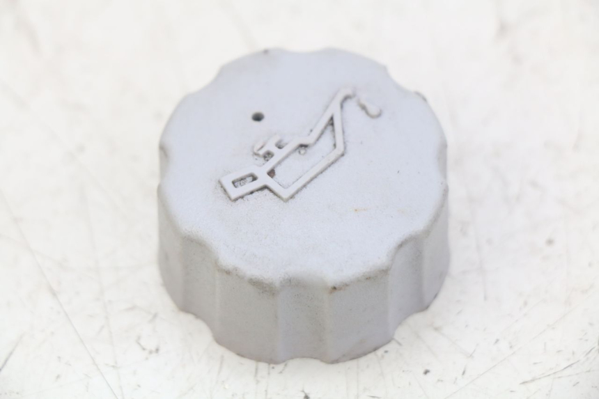 photo de BOUCHON RESERVOIR HUILE HONDA FES PANTHEON 2T 125 (1998 - 2002)