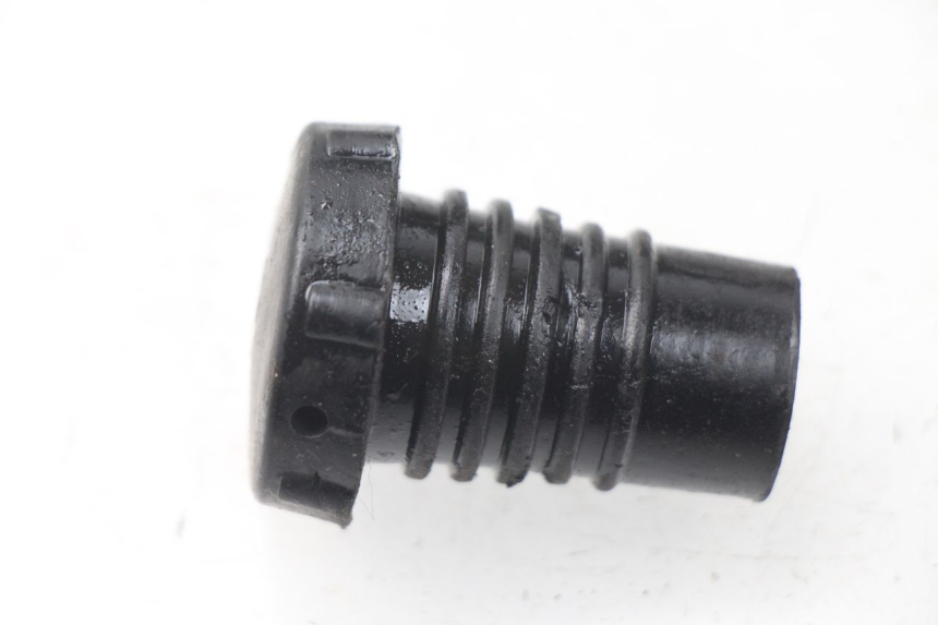 photo de BOUCHON RESERVOIR HUILE LINTEX FEVER 2T 50 (2009 - 2022)