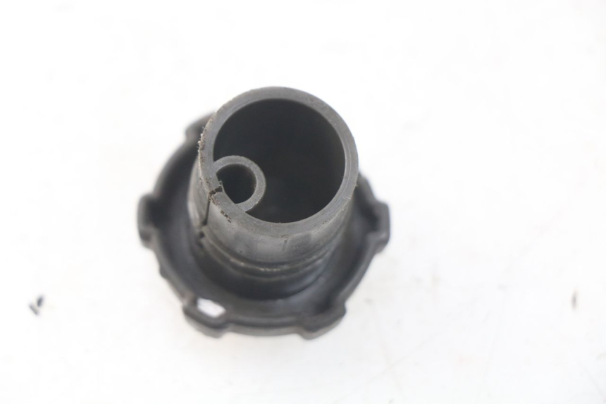 photo de BOUCHON RESERVOIR HUILE PIAGGIO FLY 2T 50 (2004 - 2017)