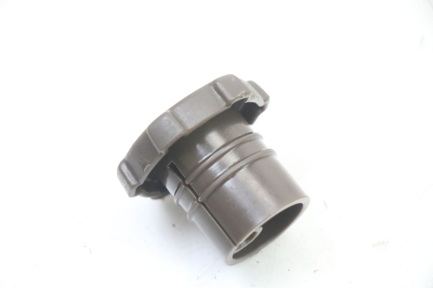 photo de BOUCHON RESERVOIR HUILE PIAGGIO NRG POWER PUREJET 50 (2018 - 2021)