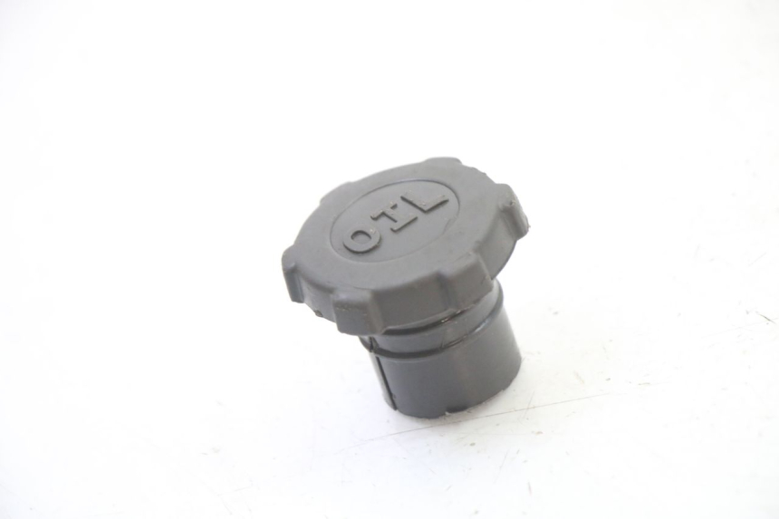 photo de BOUCHON RESERVOIR HUILE GILERA RUNNER SP 50 (2006 - 2008)