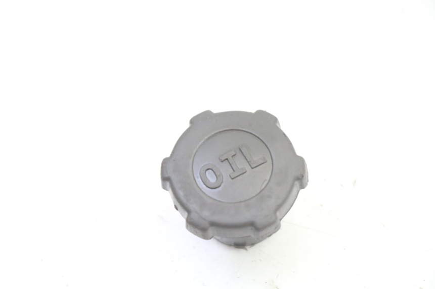 photo de BOUCHON RESERVOIR HUILE GILERA RUNNER SP 50 (2006 - 2008)