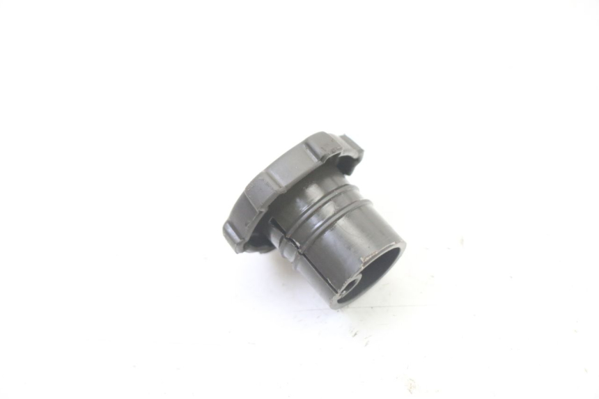 photo de BOUCHON RESERVOIR HUILE GILERA RUNNER SP 50 (2006 - 2008)