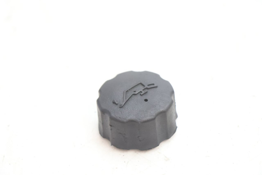 photo de BOUCHON RESERVOIR HUILE PEUGEOT TREKKER 50 (1995 - 2004) - Détail de la pièce