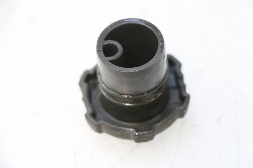 photo de BOUCHON RESERVOIR HUILE PIAGGIO VESPA LX 2T 50 (2005 - 2013) - Détail de la pièce