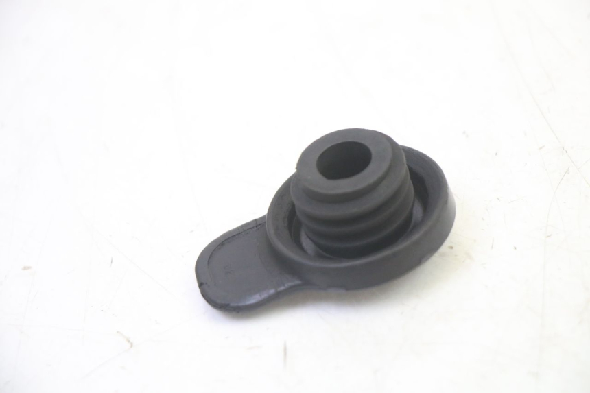 photo de BOUCHON RESERVOIR HUILE PEUGEOT VIVACITY NEW 2T 50 (2008 - 2017)