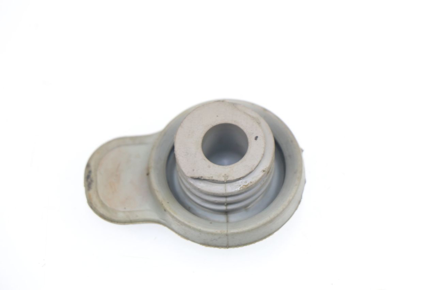 photo de BOUCHON RESERVOIR HUILE YAMAHA BW'S NAKED 50 (2008 - 2019)