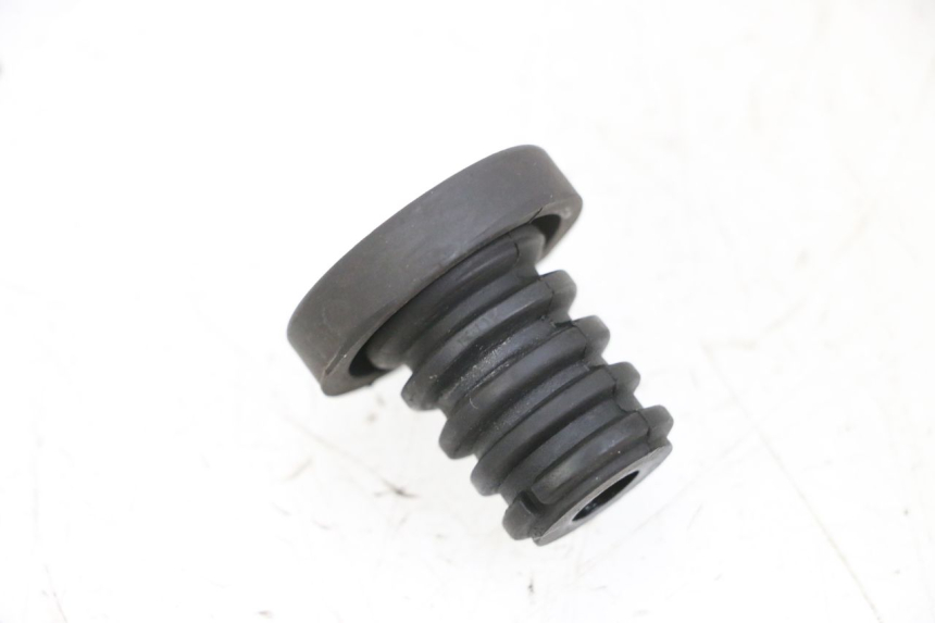 photo de BOUCHON VASE EXPANSION SUZUKI BURGMAN 650 (2013 - 2020)