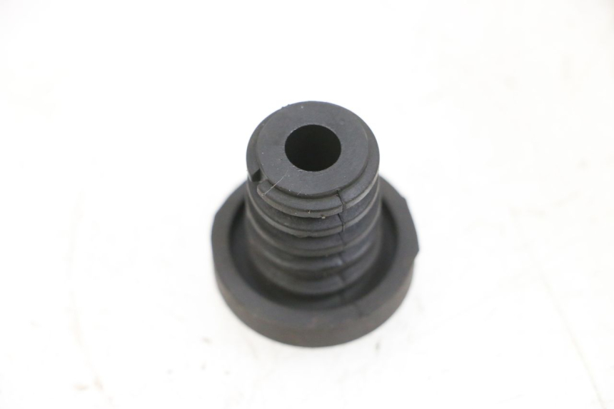 photo de BOUCHON VASE EXPANSION SUZUKI BURGMAN 650 (2013 - 2020)