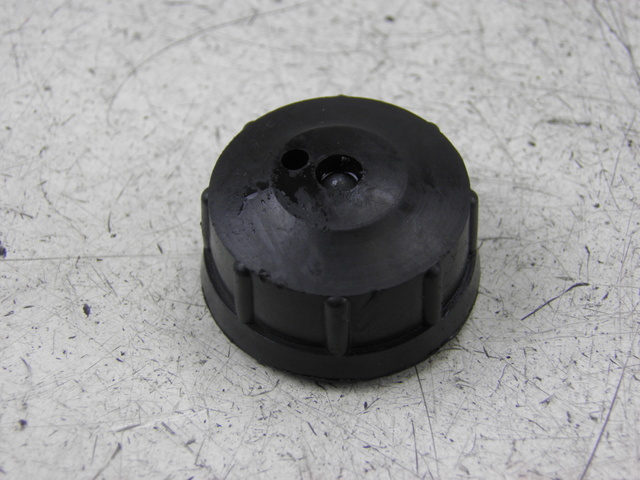 photo de BOUCHON VASE EXPANSION DUCATI ST3 ABS 992 (2006 - 2007)