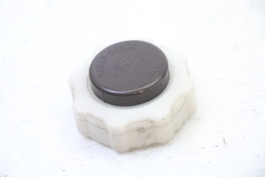 photo de BOUCHON VASE EXPANSION PEUGEOT ELYSEO 125 (1999 - 2004)