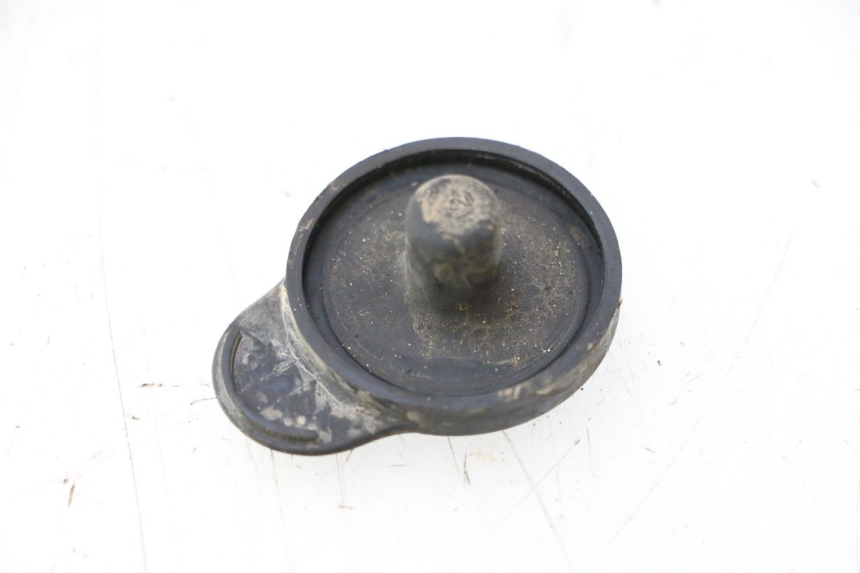 photo de BOUCHON VASE EXPANSION YAMAHA FJR 1300 (2001 - 2005) - Détail de la pièce
