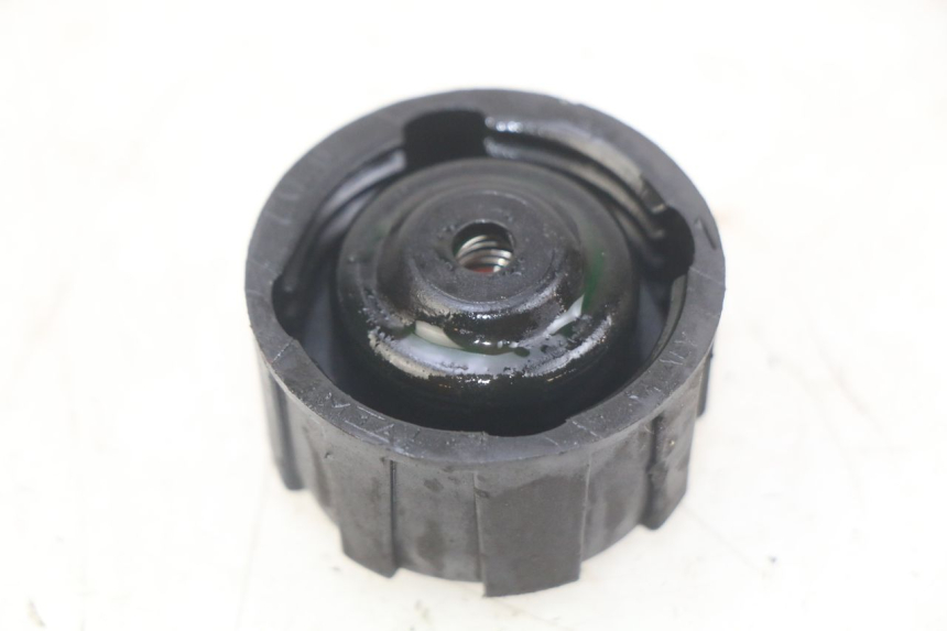 photo de BOUCHON VASE EXPANSION GILERA NEXUS 125 (2007 - 2009)