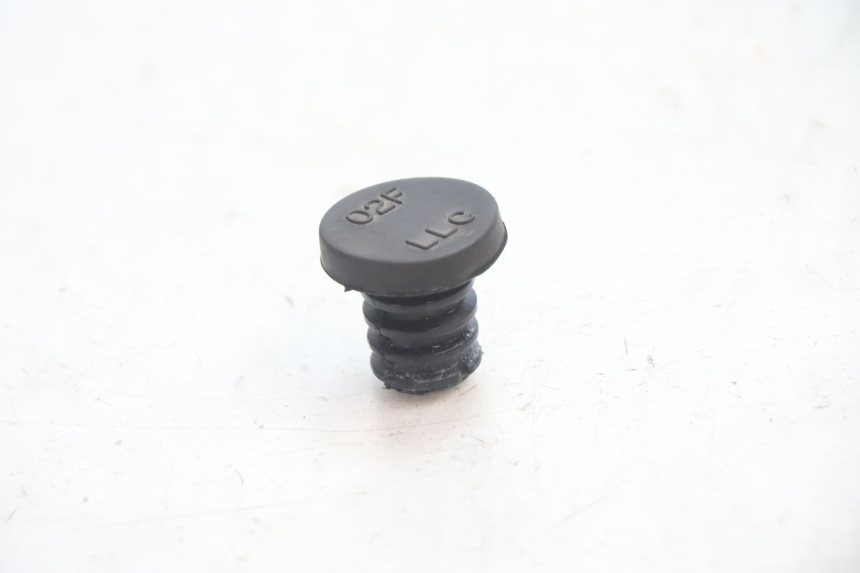 photo de BOUCHON VASE EXPANSION SUZUKI GSR 600 (2005 - 2012) - Vue principale