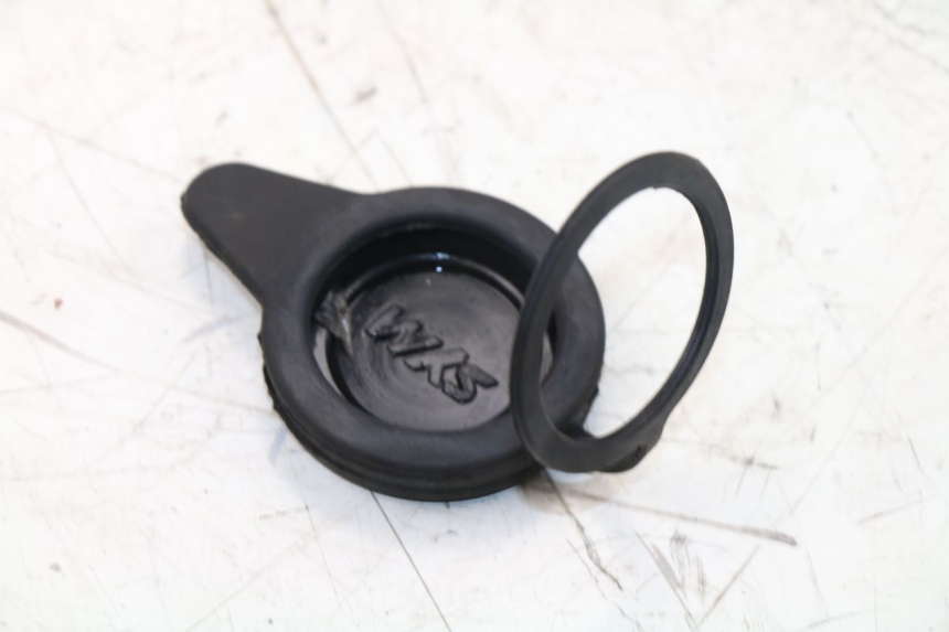 photo de BOUCHON VASE EXPANSION SYM GTS EFI 125 (2012 - 2016)