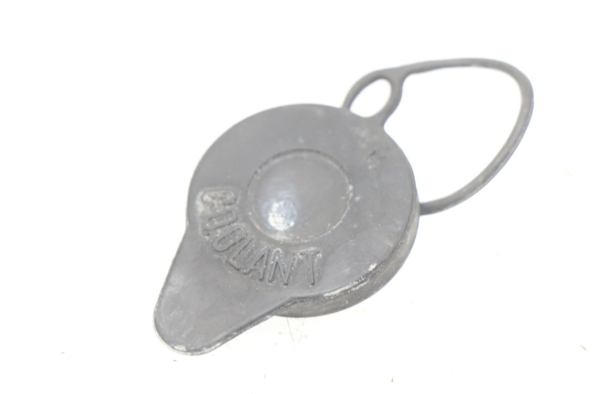 photo de BOUCHON VASE EXPANSION HONDA CBRF CBR-F PC41 600 (2011 - 2013)