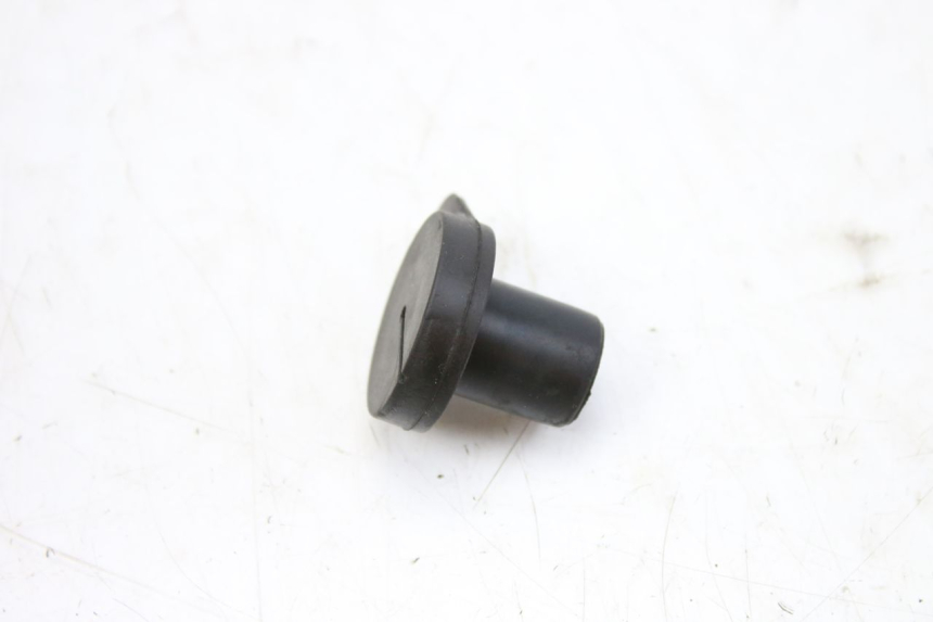 photo de BOUCHON VASE EXPANSION HONDA FES S-WING SWING ABS 125 (2007 - 2015)