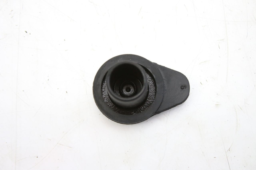 photo de BOUCHON VASE EXPANSION HONDA FES S-WING SWING ABS 125 (2007 - 2015)