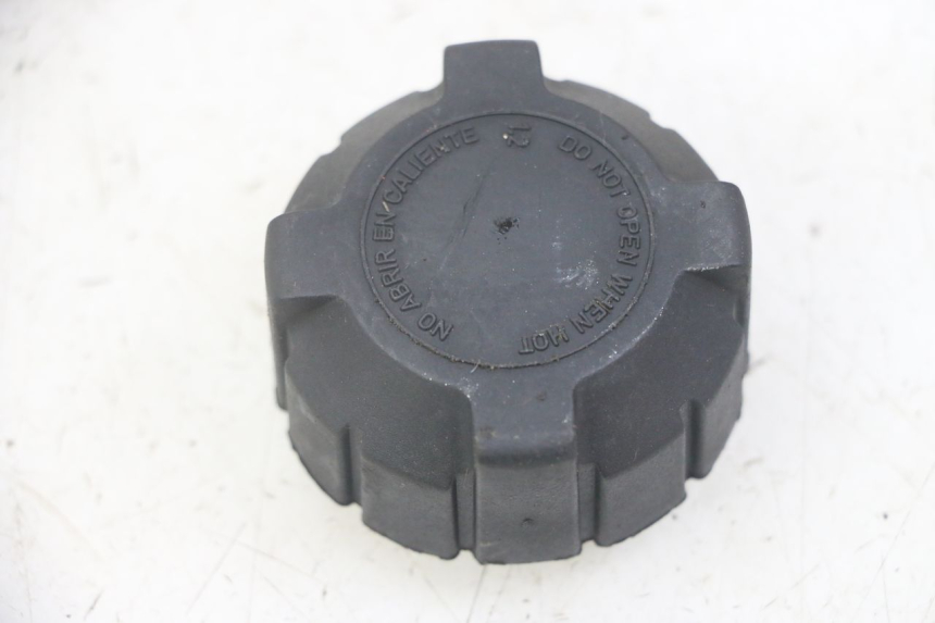 photo de BOUCHON VASE EXPANSION PEUGEOT JET FORCE CARBU 50 (2003 - 2016)