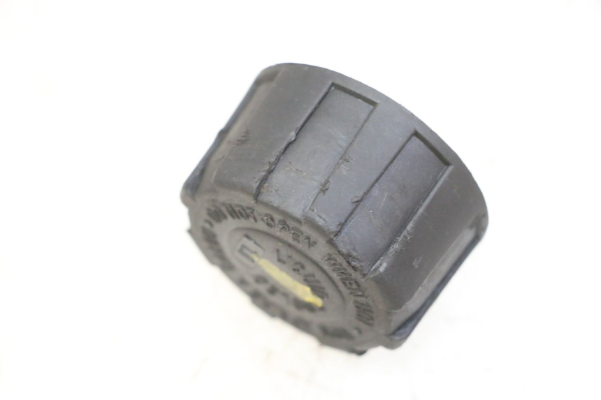 photo de BOUCHON VASE EXPANSION PIAGGIO MP3 RL 250 (2007 - 2010)