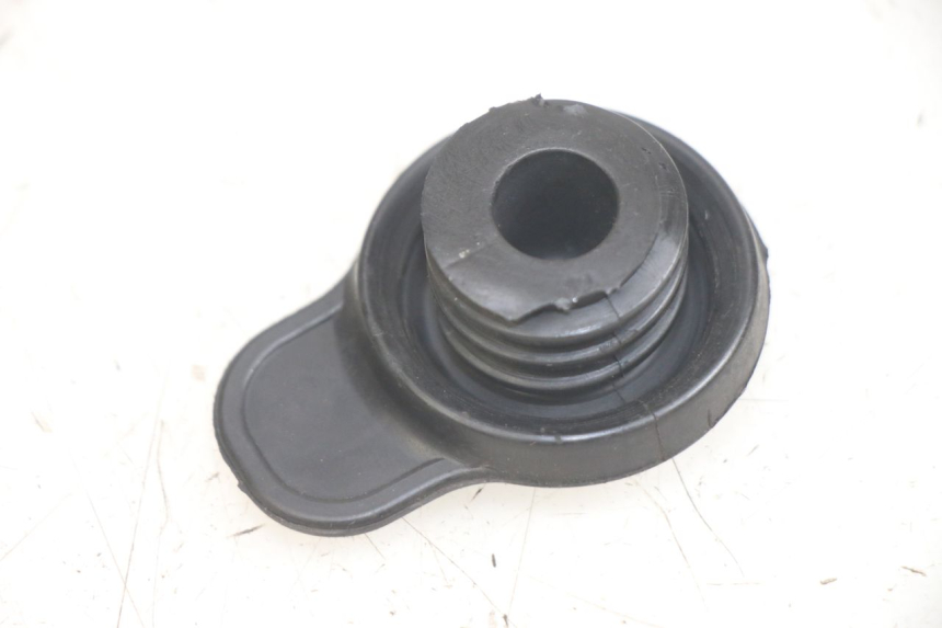 photo de BOUCHON VASE EXPANSION YAMAHA NEOS NEO'S 4T 50 (2008 - 2016)