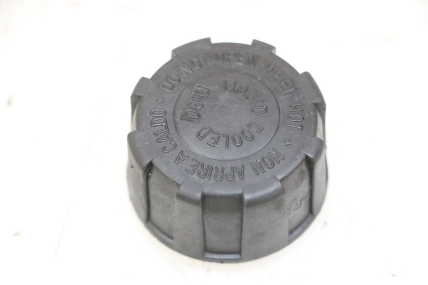 photo de BOUCHON VASE EXPANSION PIAGGIO VESPA GRANTURISMO 200 (2004 - 2005)