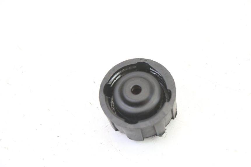 photo de BOUCHON VASE EXPANSION GILERA RUNNER SL 50 (2006 - 2009)