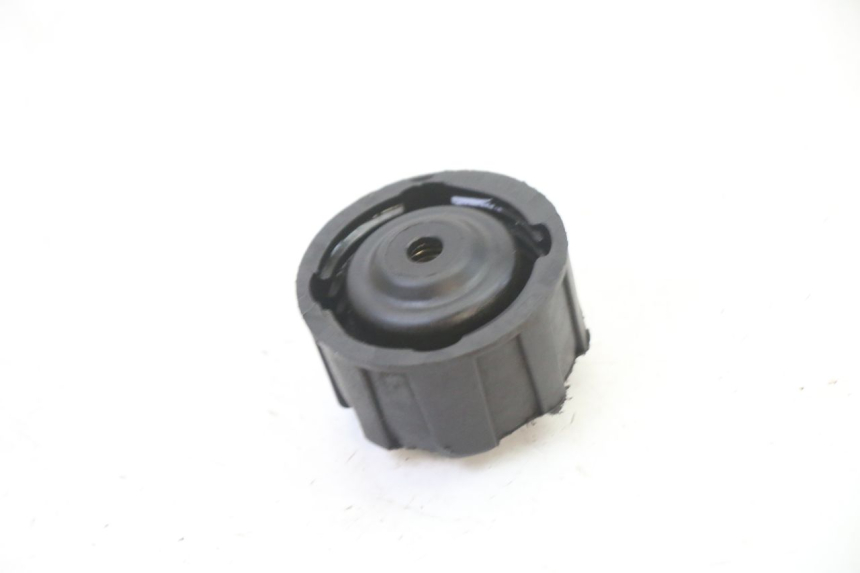 photo de BOUCHON VASE EXPANSION GILERA RUNNER SL 50 (2006 - 2009)