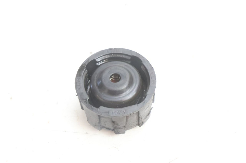 photo de BOUCHON VASE EXPANSION GILERA RUNNER SP 50 (2002 - 2004) - Autre angle de vue