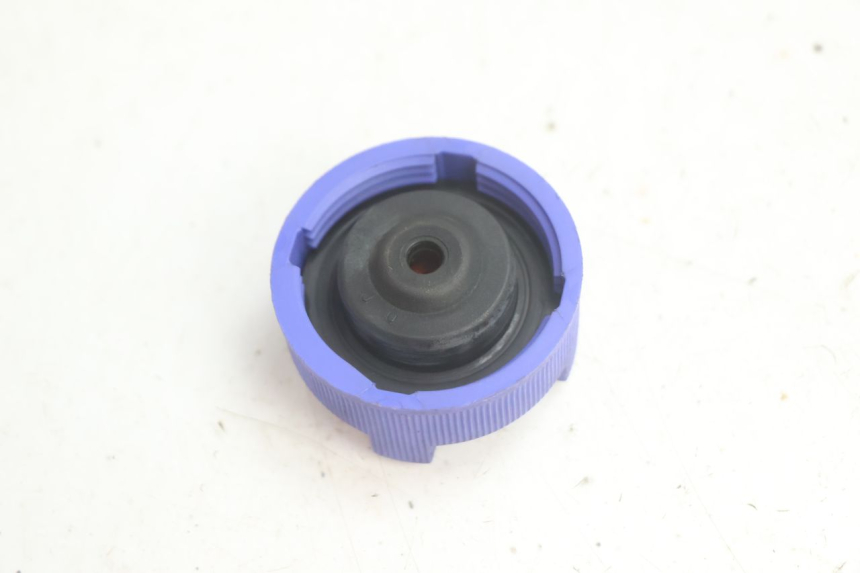 photo de BOUCHON VASE EXPANSION PEUGEOT SATELIS 125 (2013 - 2018) - Zoom état d’usage