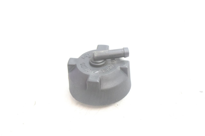 photo de BOUCHON VASE EXPANSION APRILIA SCARABEO GT 125 (1999 - 2007) - Détail de la pièce