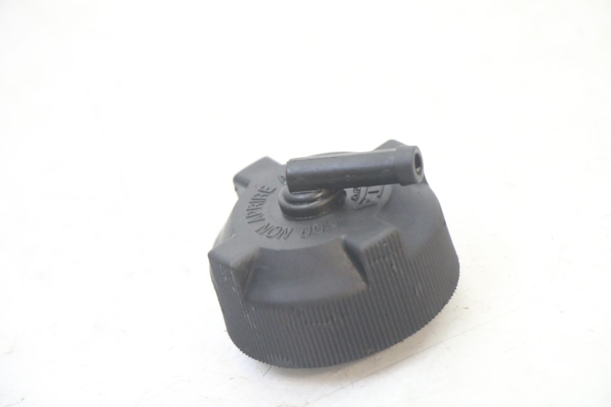 photo de BOUCHON VASE EXPANSION APRILIA SCARABEO GT TOURING 125 (1999 - 2005)